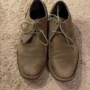 ORIGINAL PENGUIN BRAND TAN NUBUCK DRESS SHOES